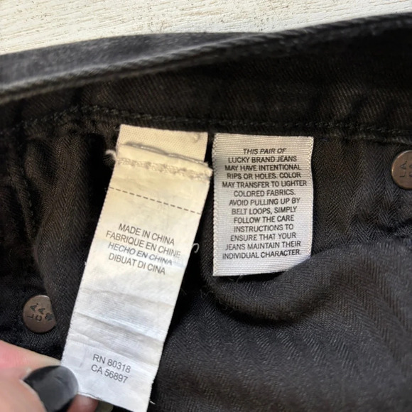 Lucky Brand Lolita Capri Jean Pants Black 2 / 26 - Picture 4 of 8